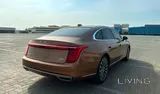 Rent Hongqi H9 2025